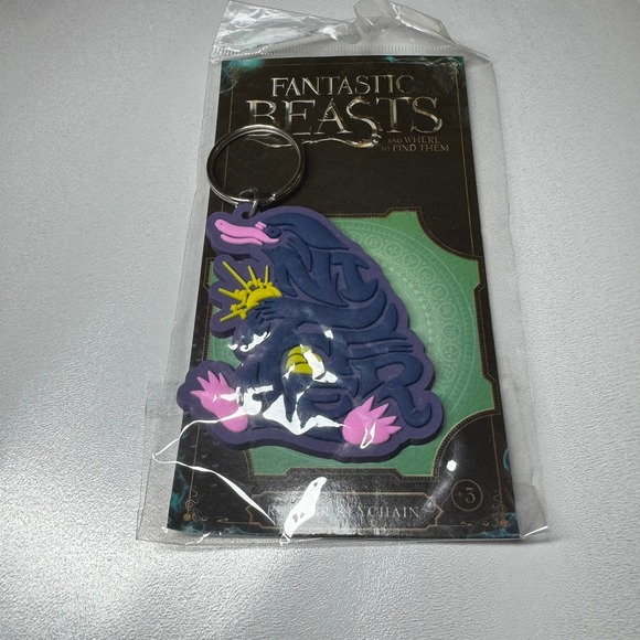 Fantastic Beasts Niffler Rubber Keychain New Warner Bros Harry Potter - Picture 1 of 7